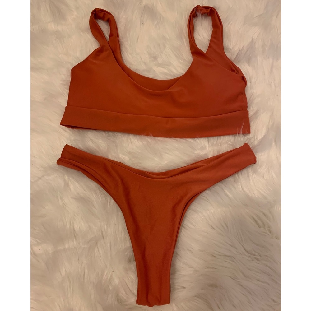 Swim; Top style: Tank